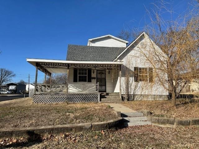 view of front of house featuring a porch