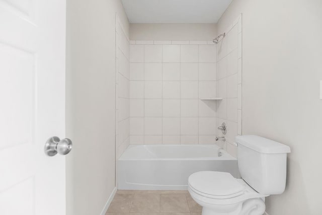 17165 W 164th Ter, Olathe, KS 66062 - full bath featuring tile patterned flooring and shower / washtub combination