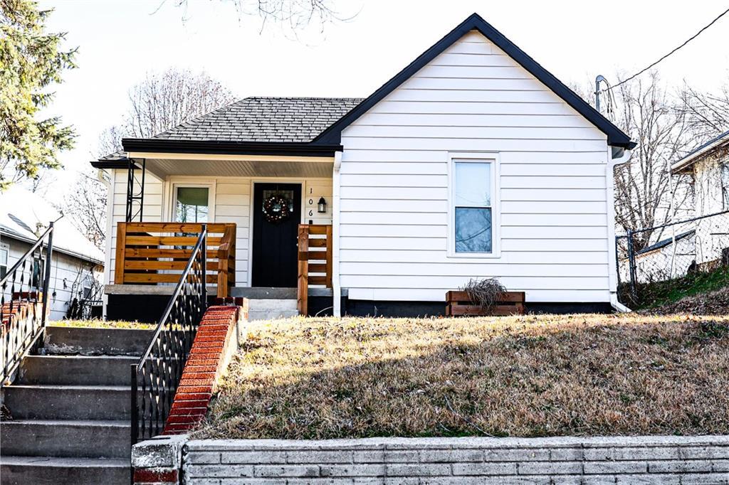 bungalow-style home featuring a porch