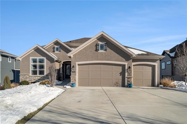 view of front of house featuring a garage