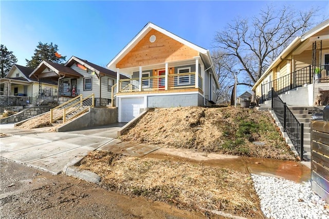 view of front of house featuring a garage