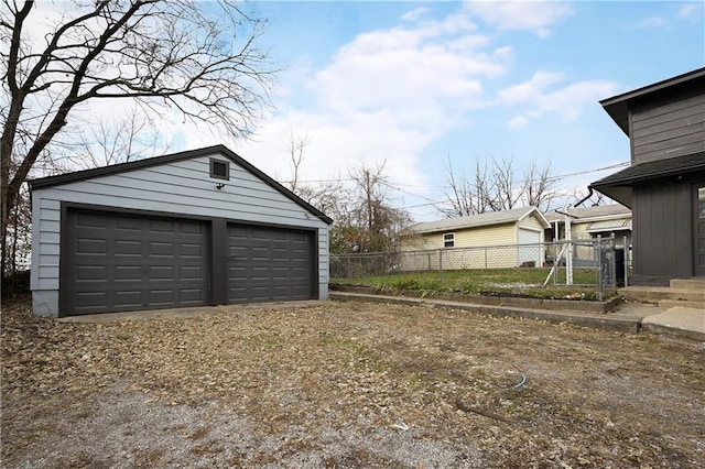 4412 N Jackson Ave, Kansas City, MO 64117 - view of garage