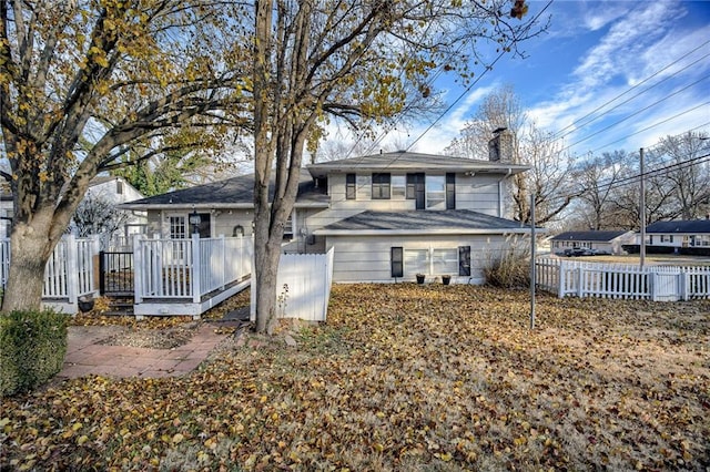 view of front of property