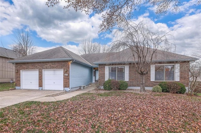 single story home featuring a garage