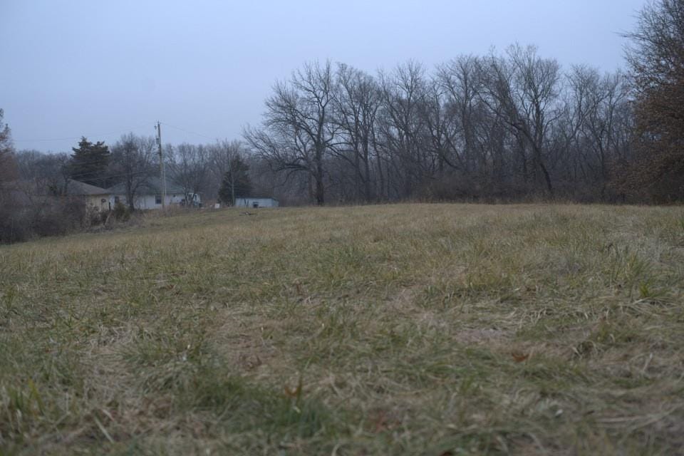 2710 S Claremont Ave, Independence, MO 64052 - photo 2