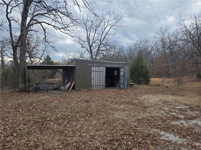 view of outbuilding