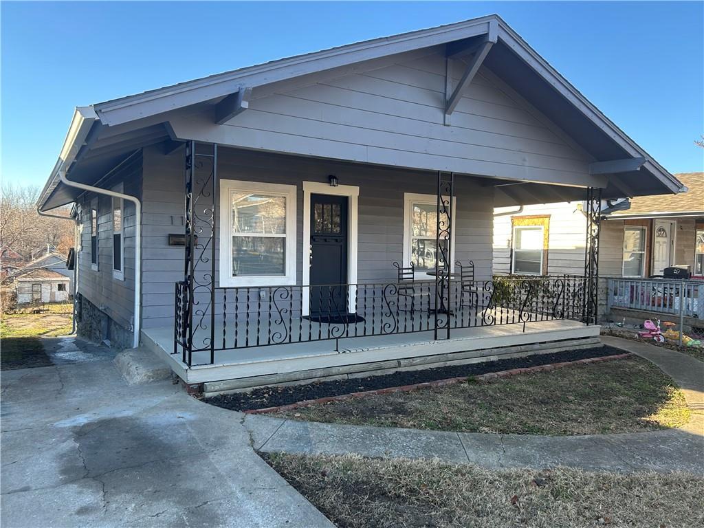 bungalow with a porch