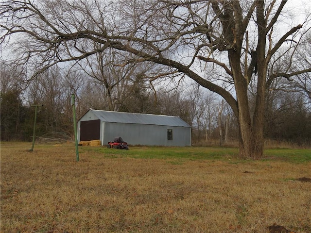 view of outdoor structure