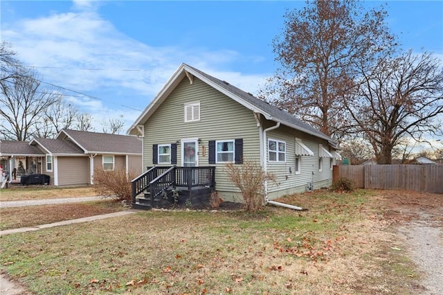 view of front of home with a front yard