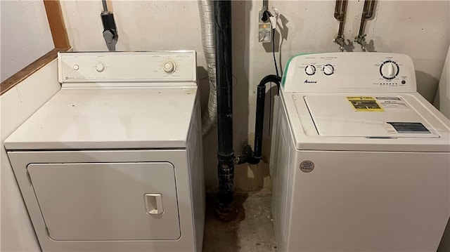 laundry area featuring independent washer and dryer