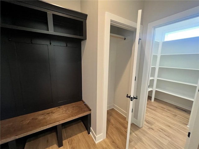 1712 SW Arbormist Dr, Lees Summit, MO 64082 - mudroom featuring light wood finished floors and baseboards