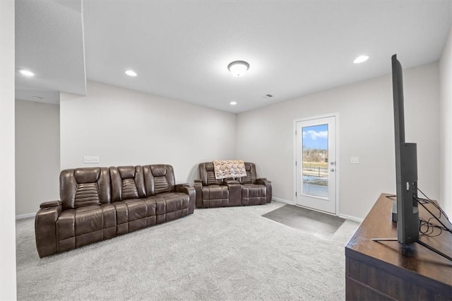 living room with carpet