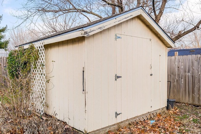 view of outdoor structure