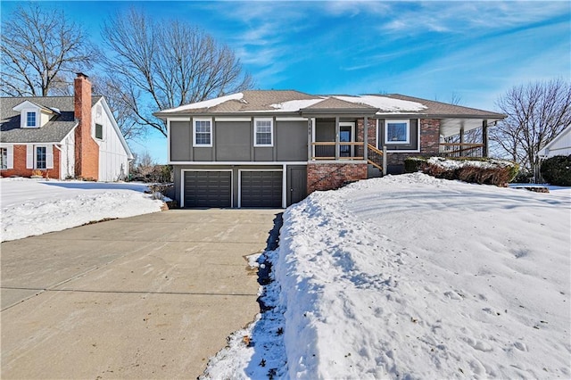 view of front of house featuring a garage