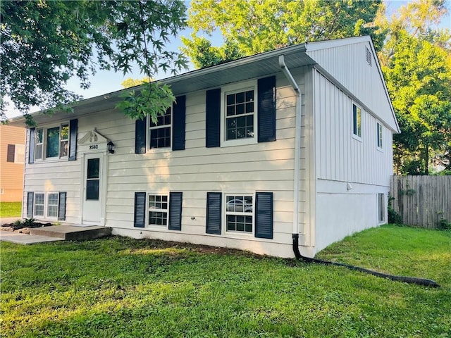 2503 Meadow Trl, Saint Joseph, MO 64503 - photo 2