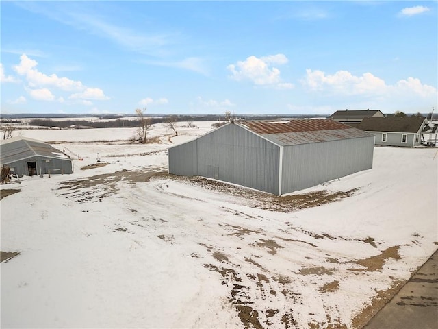 exterior space featuring an outdoor structure