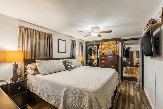 bedroom with dark hardwood / wood-style floors and ceiling fan