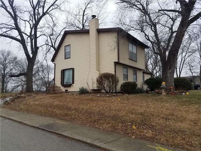 view of home's exterior