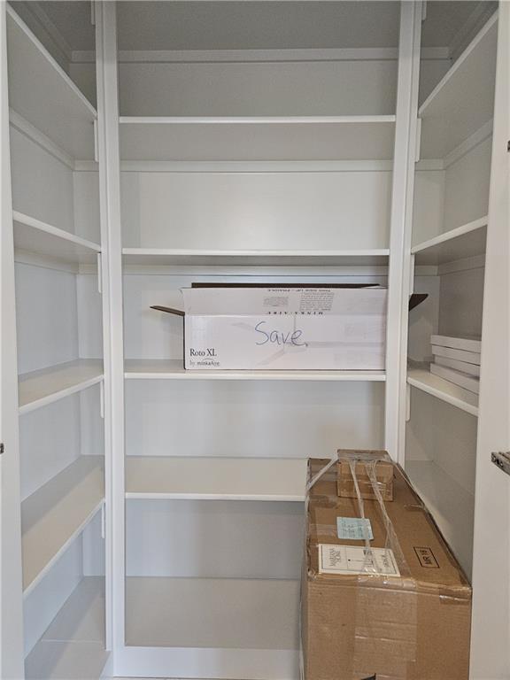 5005 146th St, Basehor, KS 66007 - view of storage area