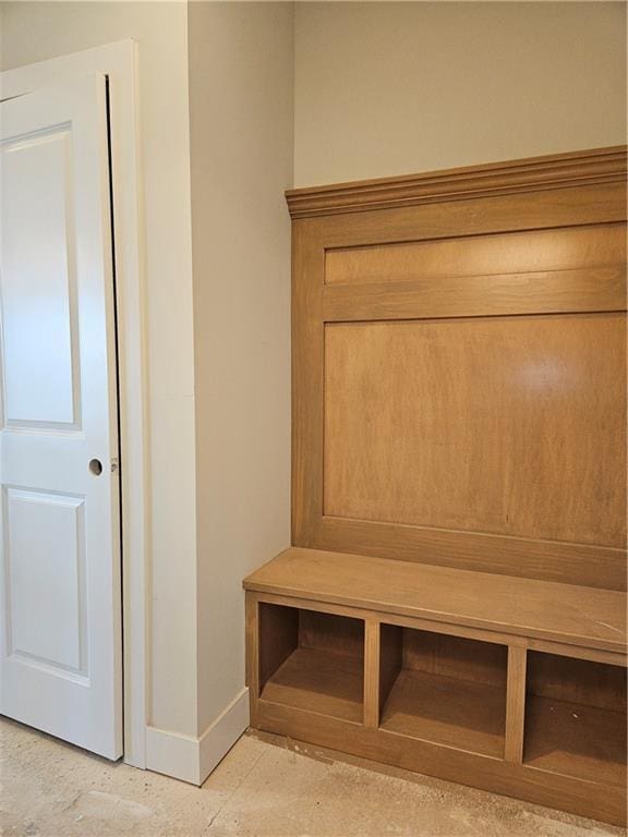 5005 146th St, Basehor, KS 66007 - detailed view of baseboards