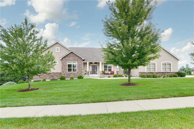 view of front of house with a front yard