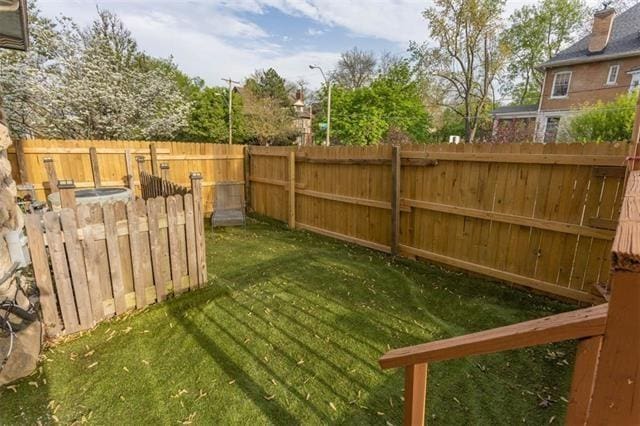 3746 Walnut St, Kansas City, MO 64111 - photo 31