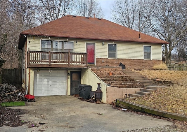 view of front of house featuring a garage