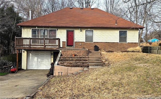 view of front of home with a garage