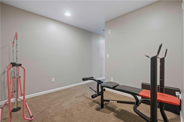 exercise room with carpet