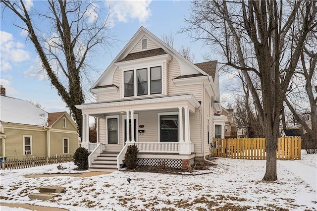 view of front of home featuring a porch