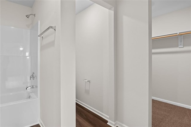 bathroom featuring shower / tub combination