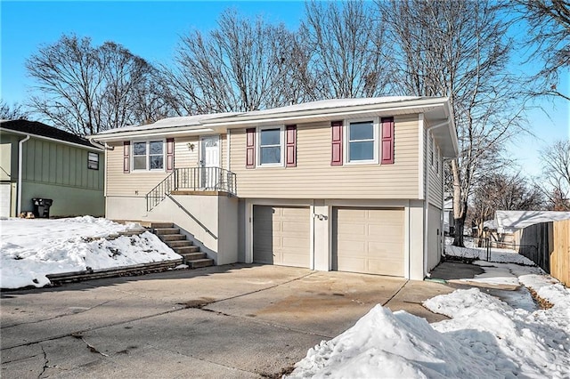 view of front of home featuring a garage