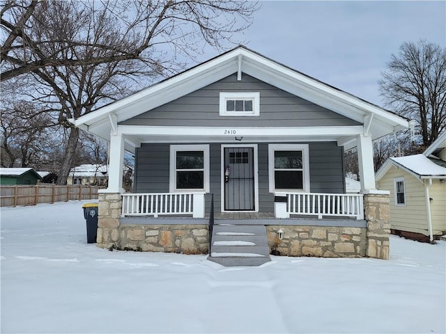 bungalow-style house with covered porch