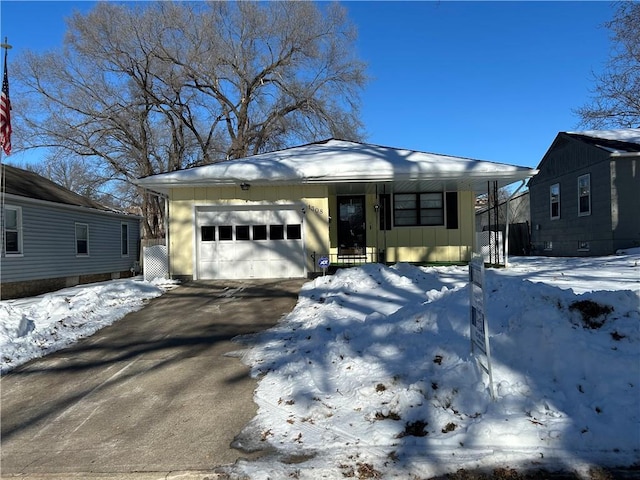 view of front of home featuring a garage