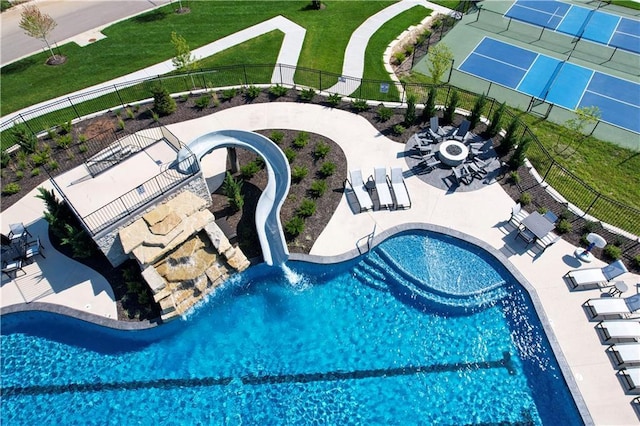 17028 Parkhill St, Overland Park, KS 66221 - aerial view of a pool