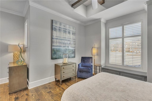 bedroom featuring ceiling fan, dark hardwood / wood-style floors, and crown molding