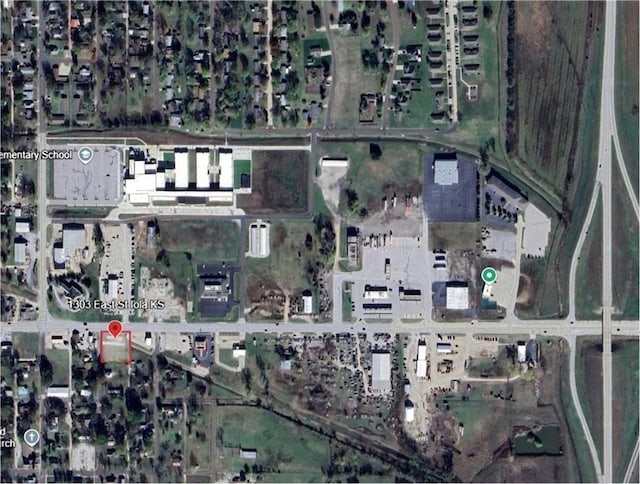 1303 E St, Iola, KS 66749