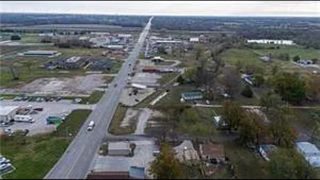1303 E St, Iola, KS 66749