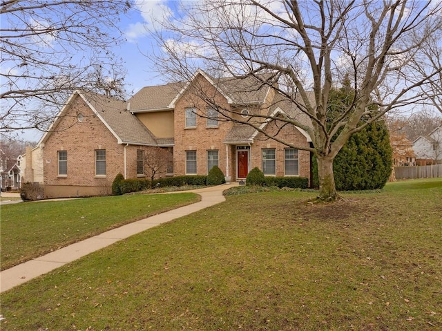 view of front facade with a front yard