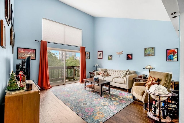 4518 Holly St Unit 37, Kansas City, MO 64111 - photo 4