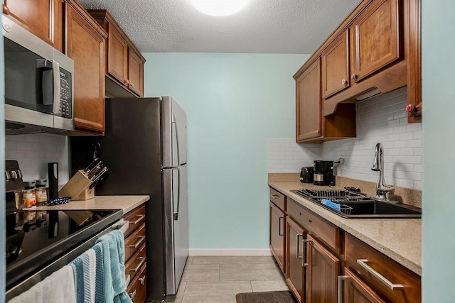 4518 Holly St Unit 37, Kansas City, MO 64111 - photo 9