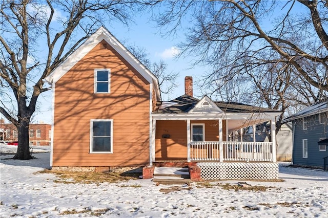 view of front facade featuring a porch