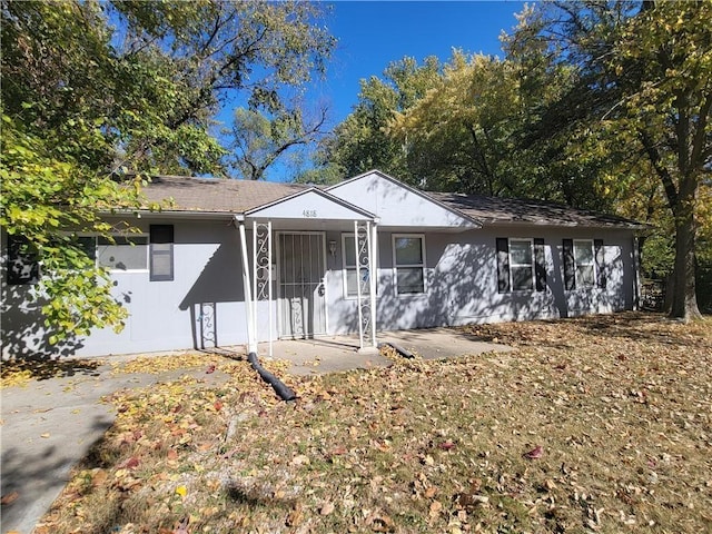 view of front of house with a patio