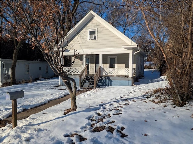 view of front of home featuring covered porch