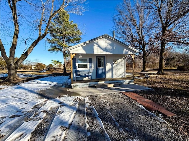 view of front of house