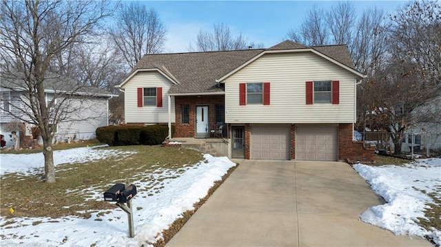 Listing photo 2 for 17012 E 49th Ter S, Independence MO 64055