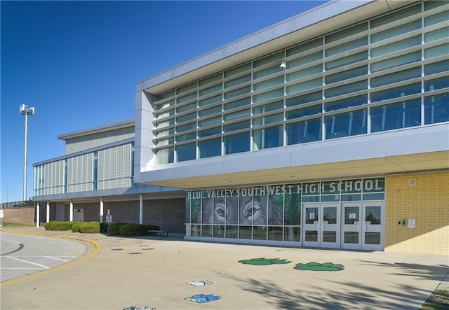 18337 Monrovia St, Overland Park, KS 66013 - view of building exterior