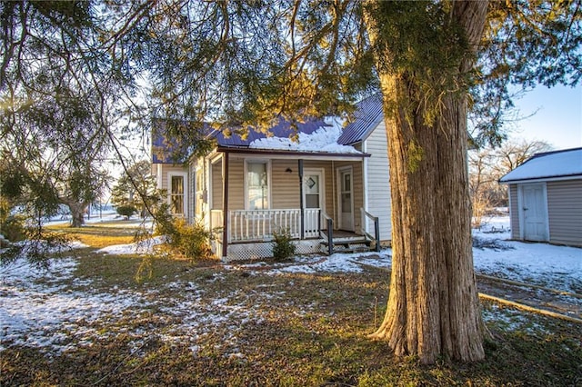 view of front of house with a porch