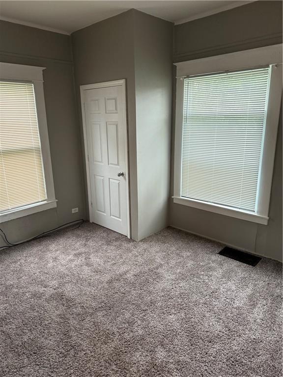 2901 Messanie St, Saint Joseph, MO 64501 - unfurnished bedroom with carpet floors