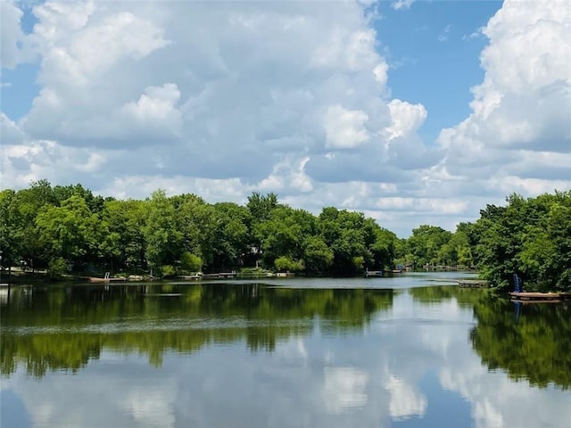 62 Live Oaks Dr, Linn Valley, KS 66040